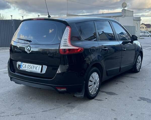 Черный Рено Гранд Сценик, объемом двигателя 1.5 л и пробегом 253 тыс. км за 6200 $, фото 3 на Automoto.ua