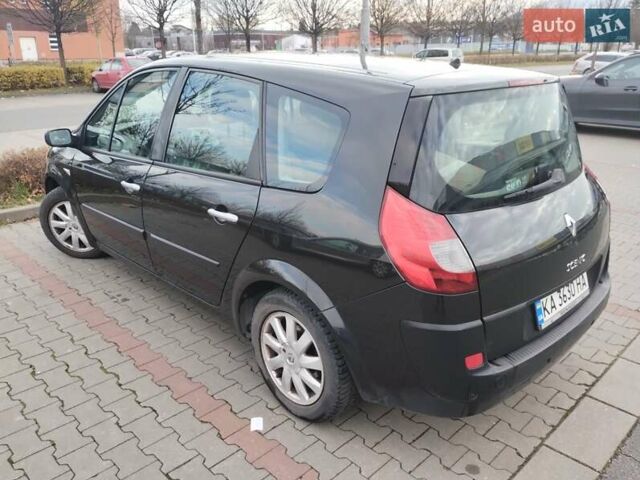 Черный Рено Гранд Сценик, объемом двигателя 2 л и пробегом 240 тыс. км за 4900 $, фото 3 на Automoto.ua