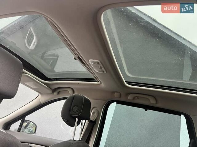 Рено Гранд Сценик 2009 в Луцке на Automoto.ua Черный Рено Гранд Сценик, объемом двигателя 1.4 л и пробегом 181 тыс. км за 6100 $, фото 11 на Automoto.ua