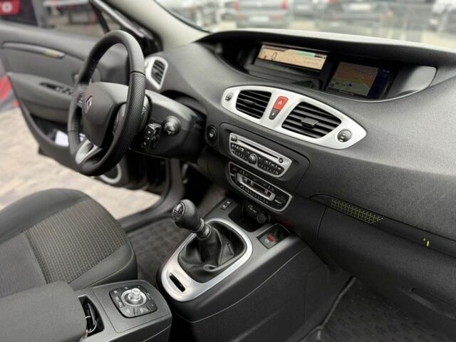 Чорний Рено Гранд Сценік, об'ємом двигуна 1.4 л та пробігом 270 тис. км за 7300 $, фото 12 на Automoto.ua