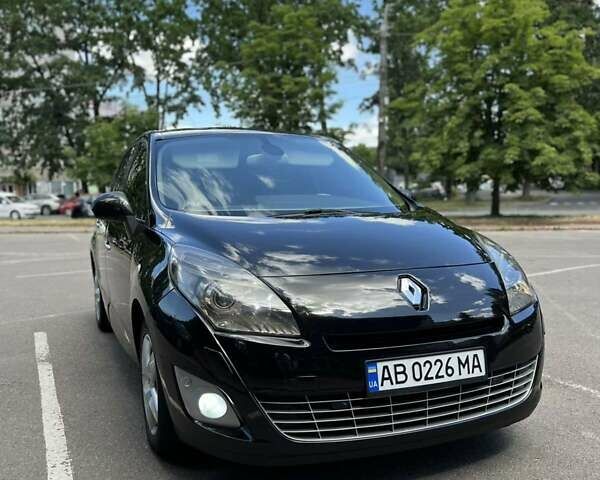Чорний Рено Гранд Сценік, об'ємом двигуна 2 л та пробігом 190 тис. км за 7900 $, фото 17 на Automoto.ua