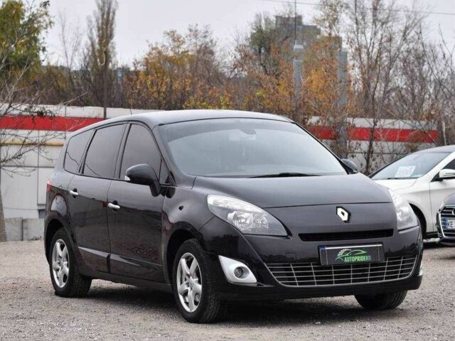 Черный Рено Гранд Сценик, объемом двигателя 1.4 л и пробегом 214 тыс. км за 6999 $, фото 1 на Automoto.ua