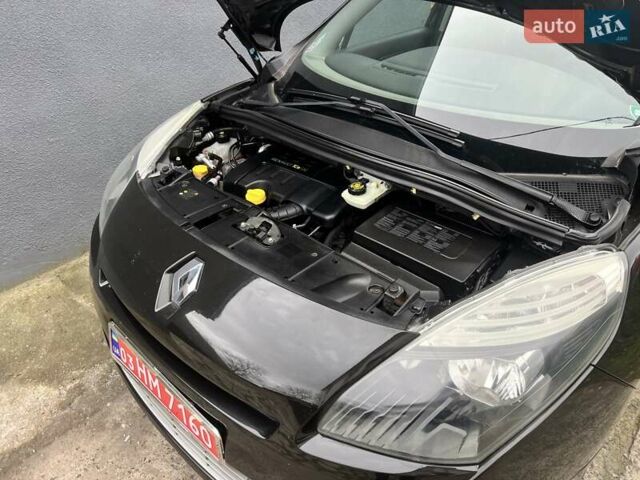 Рено Гранд Сценик 2009 в Луцке на Automoto.ua Черный Рено Гранд Сценик, объемом двигателя 1.4 л и пробегом 181 тыс. км за 6100 $, фото 2 на Automoto.ua