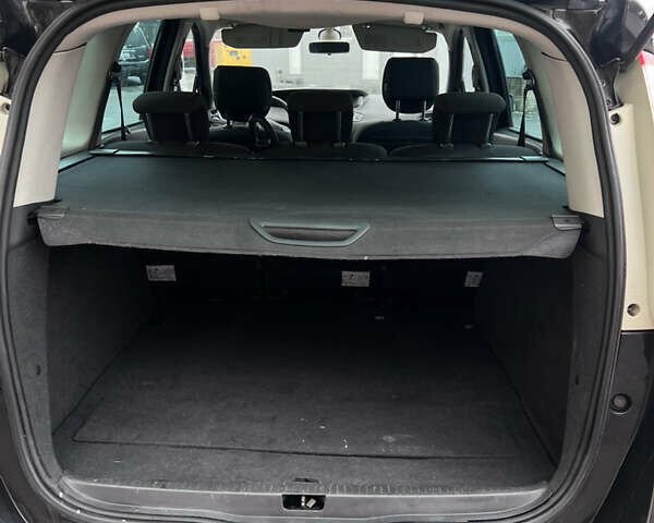 Чорний Рено Гранд Сценік, об'ємом двигуна 1.4 л та пробігом 205 тис. км за 7000 $, фото 7 на Automoto.ua