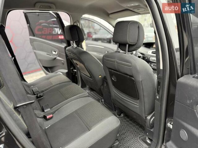 Черный Рено Гранд Сценик, объемом двигателя 1.4 л и пробегом 270 тыс. км за 7300 $, фото 27 на Automoto.ua