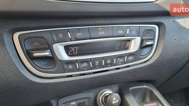 Рено Гранд Сценик 2009 в Днепре (Днепропетровске) на Automoto.ua Черный Рено Гранд Сценик, объемом двигателя 1.87 л и пробегом 240 тыс. км за 6900 $, фото 9 на Automoto.ua