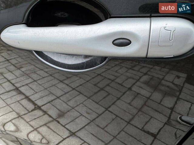 Черный Рено Гранд Сценик, объемом двигателя 1.4 л и пробегом 185 тыс. км за 6800 $, фото 13 на Automoto.ua