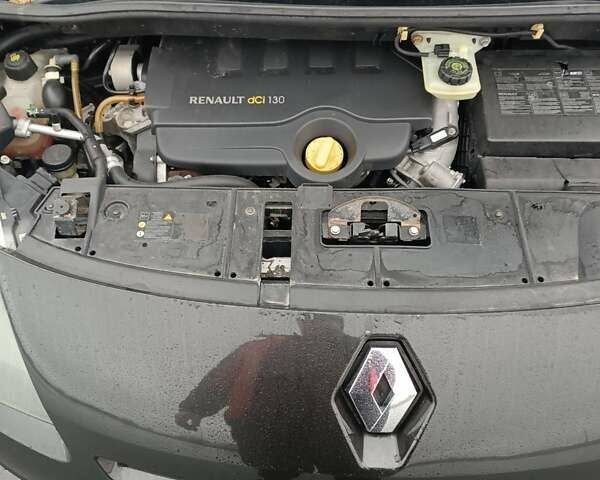 Черный Рено Гранд Сценик, объемом двигателя 1.87 л и пробегом 177 тыс. км за 7200 $, фото 3 на Automoto.ua