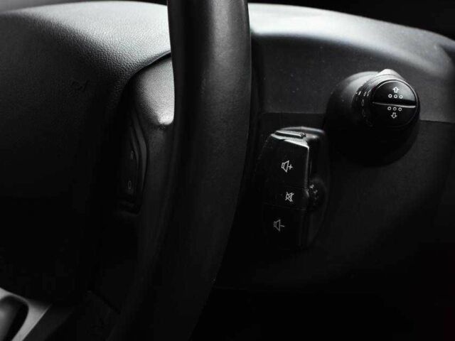 Черный Рено Гранд Сценик, объемом двигателя 1.4 л и пробегом 214 тыс. км за 6999 $, фото 13 на Automoto.ua