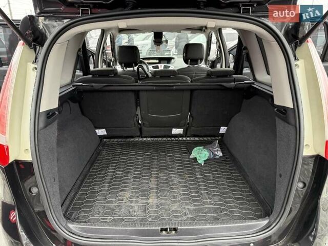 Черный Рено Гранд Сценик, объемом двигателя 1.4 л и пробегом 270 тыс. км за 7300 $, фото 22 на Automoto.ua