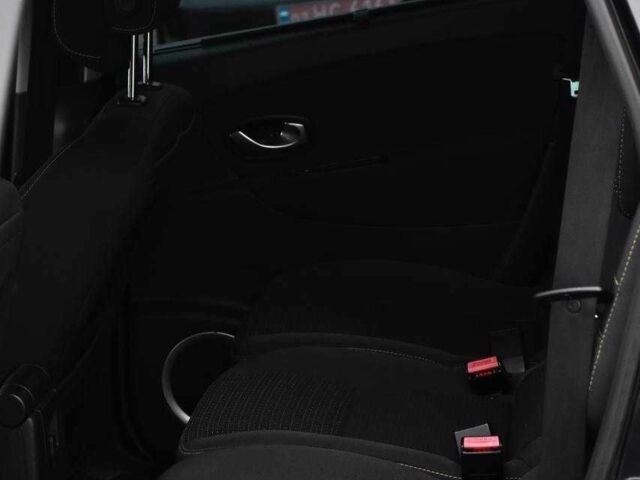 Черный Рено Гранд Сценик, объемом двигателя 1.4 л и пробегом 214 тыс. км за 6999 $, фото 19 на Automoto.ua