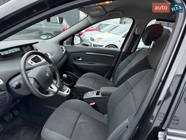 Черный Рено Гранд Сценик, объемом двигателя 1.4 л и пробегом 185 тыс. км за 6800 $, фото 8 на Automoto.ua