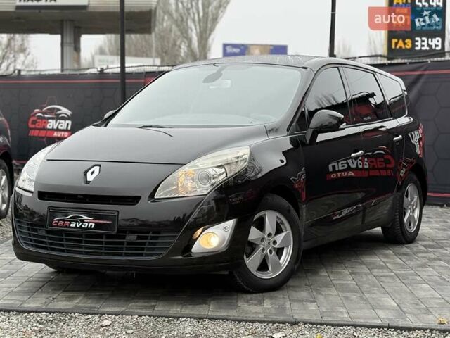 Черный Рено Гранд Сценик, объемом двигателя 1.4 л и пробегом 270 тыс. км за 7300 $, фото 1 на Automoto.ua