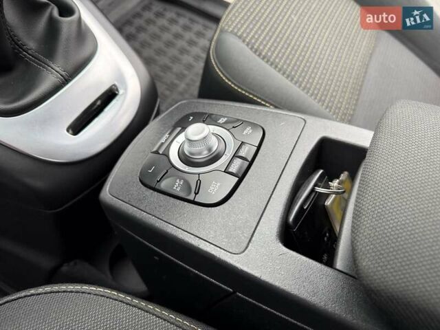 Черный Рено Гранд Сценик, объемом двигателя 1.4 л и пробегом 270 тыс. км за 7300 $, фото 19 на Automoto.ua