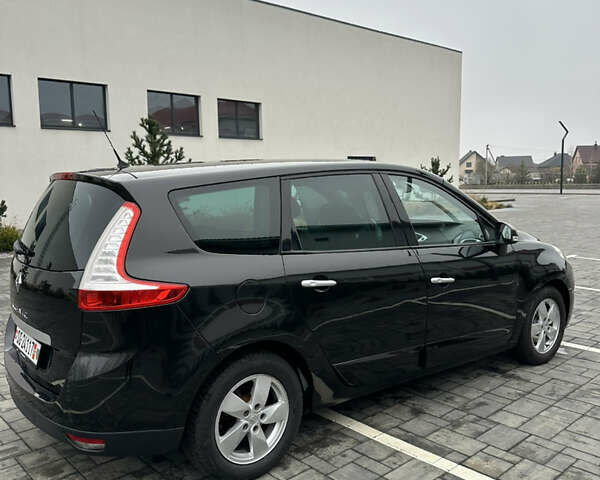 Чорний Рено Гранд Сценік, об'ємом двигуна 2 л та пробігом 197 тис. км за 6800 $, фото 6 на Automoto.ua