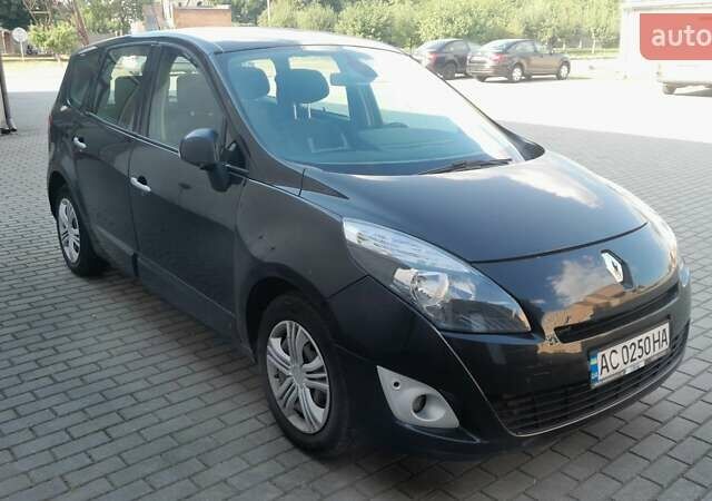 Рено Гранд Сценік 2009 у Луцьку на Automoto.ua Чорний Рено Гранд Сценік, об'ємом двигуна 2 л та пробігом 400 тис. км за 5678 $, фото 1 на Automoto.ua