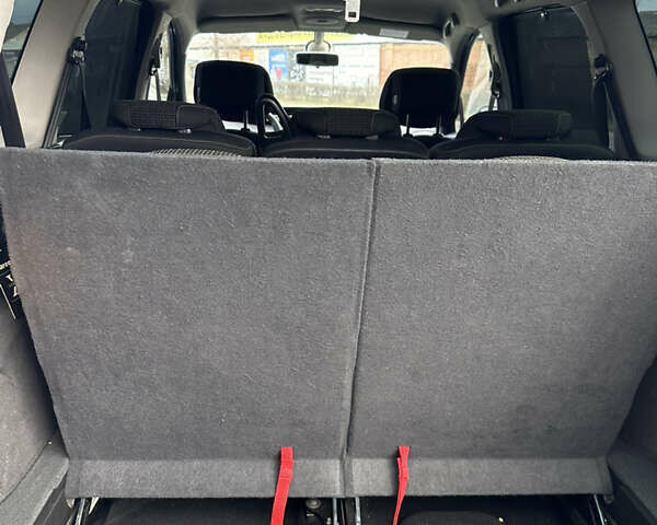 Черный Рено Гранд Сценик, объемом двигателя 2 л и пробегом 380 тыс. км за 7300 $, фото 36 на Automoto.ua