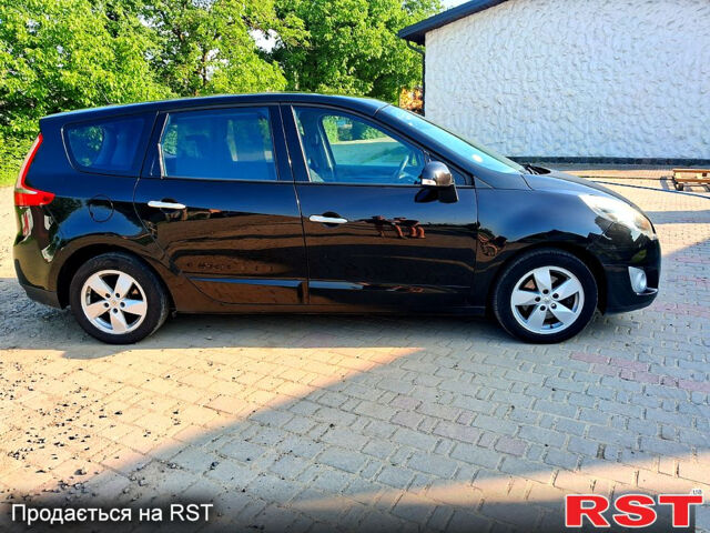 Рено Гранд Сценік 2009 у Косове на Automoto.ua Чорний Рено Гранд Сценік, об'ємом двигуна 1.4 л та пробігом 224 тис. км за 4500 $, фото 11 на Automoto.ua