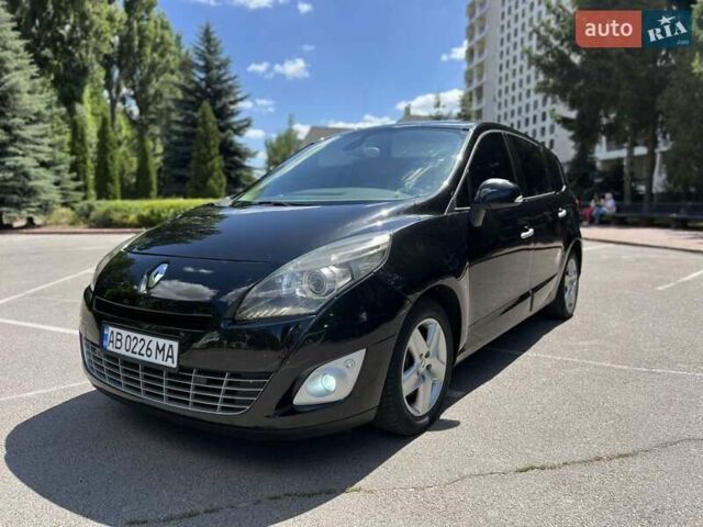 Чорний Рено Гранд Сценік, об'ємом двигуна 2 л та пробігом 190 тис. км за 7900 $, фото 6 на Automoto.ua