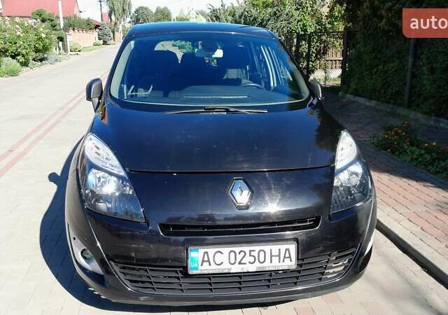 Рено Гранд Сценік 2009 у Луцьку на Automoto.ua Чорний Рено Гранд Сценік, об'ємом двигуна 2 л та пробігом 400 тис. км за 5678 $, фото 11 на Automoto.ua