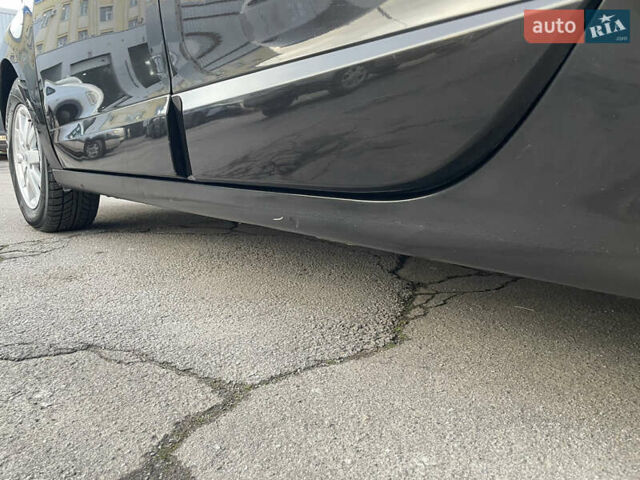 Черный Рено Гранд Сценик, объемом двигателя 1.4 л и пробегом 208 тыс. км за 6000 $, фото 29 на Automoto.ua