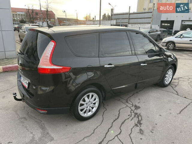 Черный Рено Гранд Сценик, объемом двигателя 1.4 л и пробегом 208 тыс. км за 6000 $, фото 40 на Automoto.ua