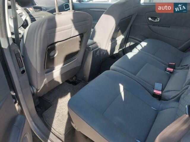 Черный Рено Гранд Сценик, объемом двигателя 1.6 л и пробегом 194 тыс. км за 6800 $, фото 7 на Automoto.ua