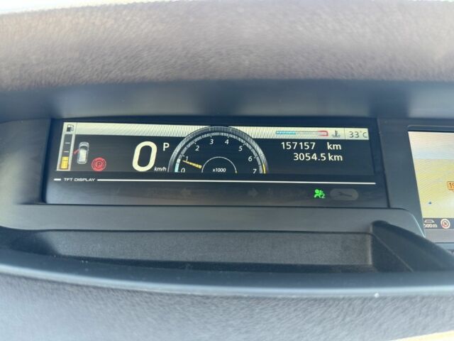 Черный Рено Гранд Сценик, объемом двигателя 2 л и пробегом 158 тыс. км за 9000 $, фото 6 на Automoto.ua