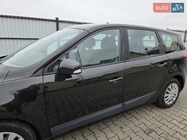 Черный Рено Гранд Сценик, объемом двигателя 1.4 л и пробегом 220 тыс. км за 5999 $, фото 10 на Automoto.ua