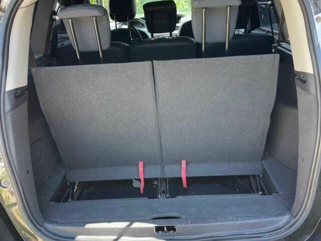 Черный Рено Гранд Сценик, объемом двигателя 1.9 л и пробегом 234 тыс. км за 7850 $, фото 23 на Automoto.ua