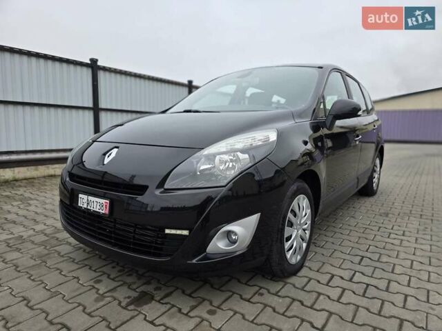 Черный Рено Гранд Сценик, объемом двигателя 1.4 л и пробегом 220 тыс. км за 5999 $, фото 9 на Automoto.ua