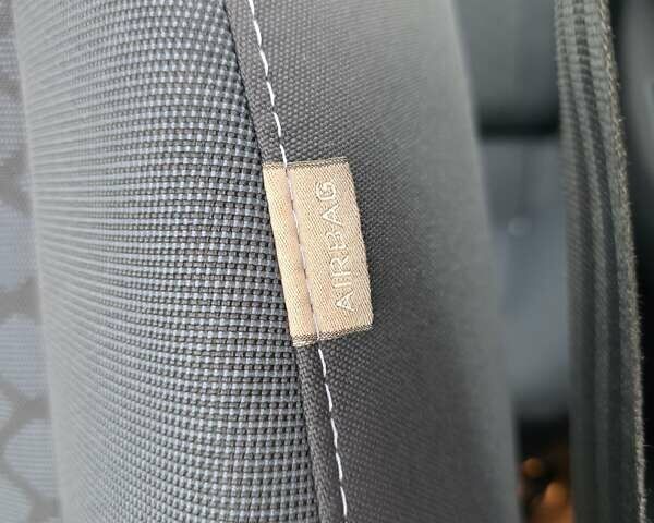 Черный Рено Гранд Сценик, объемом двигателя 1.4 л и пробегом 220 тыс. км за 5999 $, фото 46 на Automoto.ua