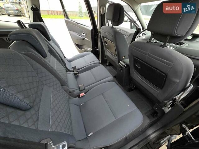 Черный Рено Гранд Сценик, объемом двигателя 1.4 л и пробегом 220 тыс. км за 5999 $, фото 31 на Automoto.ua