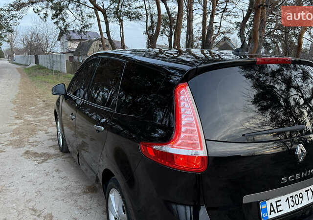 Чорний Рено Гранд Сценік, об'ємом двигуна 1.4 л та пробігом 285 тис. км за 6800 $, фото 5 на Automoto.ua