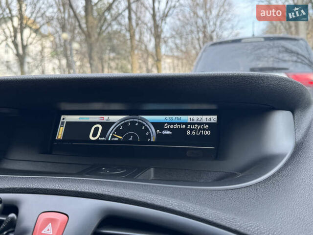 Рено Гранд Сценік 2010 у Полтаві на Automoto.ua Чорний Рено Гранд Сценік, об'ємом двигуна 1.6 л та пробігом 251 тис. км за 7500 $, фото 27 на Automoto.ua