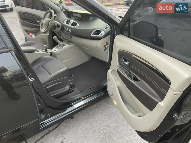 Черный Рено Гранд Сценик, объемом двигателя 1.4 л и пробегом 208 тыс. км за 6000 $, фото 8 на Automoto.ua