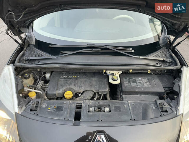 Черный Рено Гранд Сценик, объемом двигателя 1.4 л и пробегом 208 тыс. км за 6000 $, фото 5 на Automoto.ua