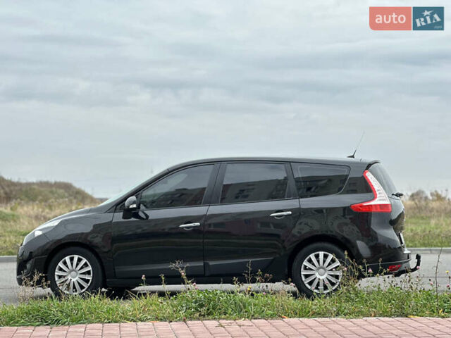 Черный Рено Гранд Сценик, объемом двигателя 1.9 л и пробегом 253 тыс. км за 7999 $, фото 22 на Automoto.ua