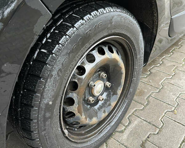 Черный Рено Гранд Сценик, объемом двигателя 1.9 л и пробегом 257 тыс. км за 6800 $, фото 8 на Automoto.ua