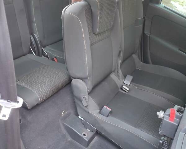 Черный Рено Гранд Сценик, объемом двигателя 1.46 л и пробегом 240 тыс. км за 7000 $, фото 17 на Automoto.ua