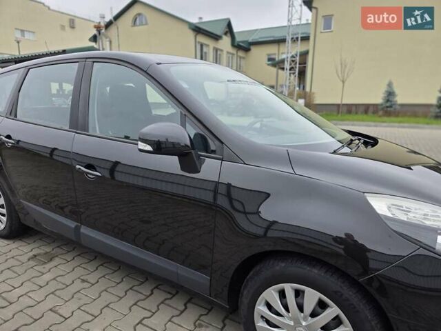 Черный Рено Гранд Сценик, объемом двигателя 1.4 л и пробегом 220 тыс. км за 5999 $, фото 16 на Automoto.ua