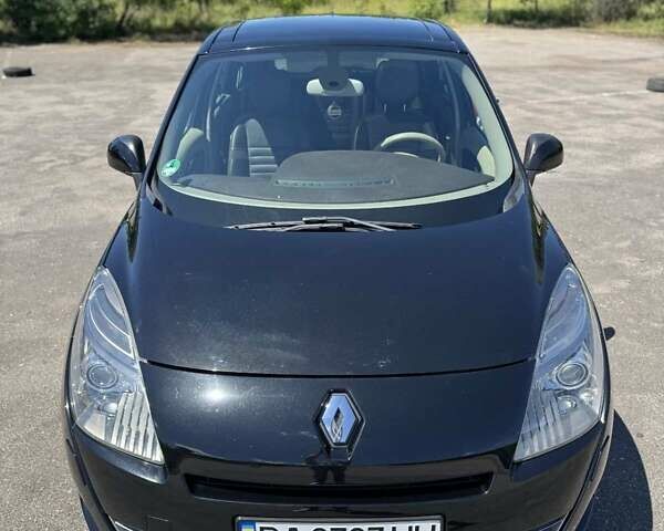 Рено Гранд Сценик 2010 в Кропивницком (Кировограде) на Automoto.ua Черный Рено Гранд Сценик, объемом двигателя 2 л и пробегом 158 тыс. км за 9000 $, фото 3 на Automoto.ua