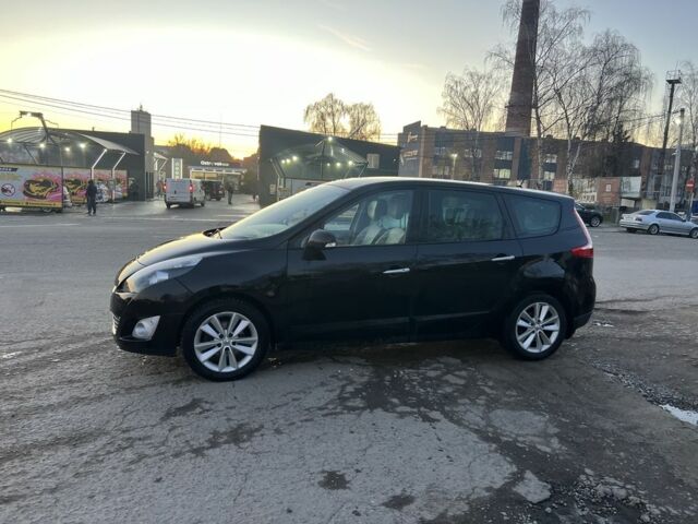 Чорний Рено Гранд Сценік, об'ємом двигуна 1.9 л та пробігом 250 тис. км за 6600 $, фото 2 на Automoto.ua