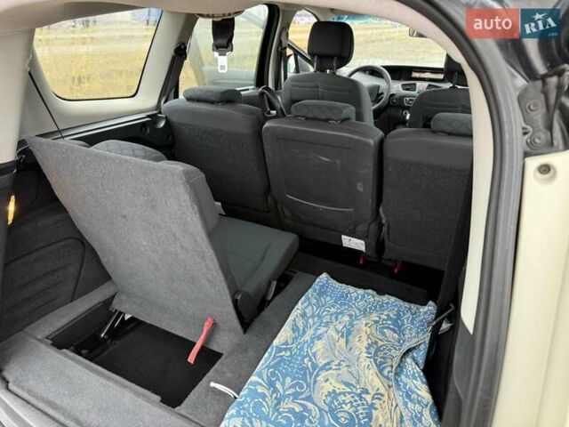 Черный Рено Гранд Сценик, объемом двигателя 1.5 л и пробегом 279 тыс. км за 6250 $, фото 1 на Automoto.ua