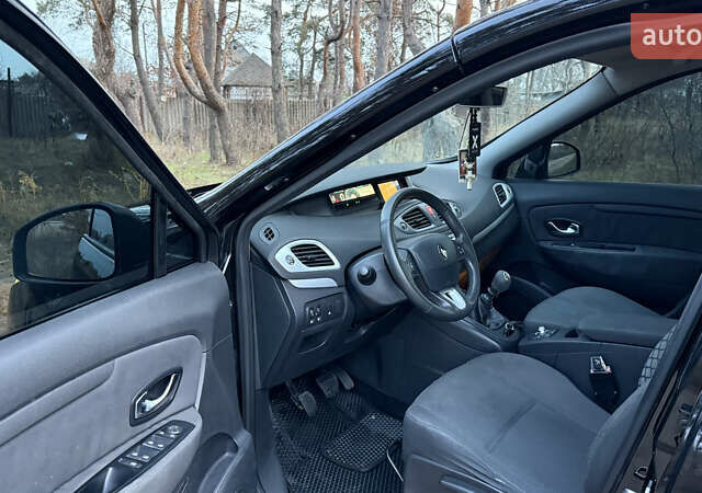 Чорний Рено Гранд Сценік, об'ємом двигуна 1.4 л та пробігом 285 тис. км за 6800 $, фото 8 на Automoto.ua