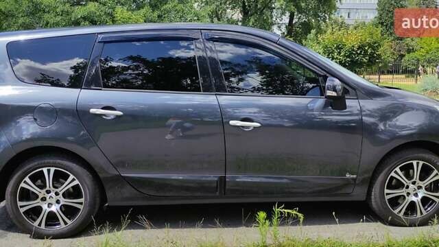 Рено Гранд Сценик 2010 в Киеве на Automoto.ua Черный Рено Гранд Сценик, объемом двигателя 1.4 л и пробегом 210 тыс. км за 7999 $, фото 14 на Automoto.ua
