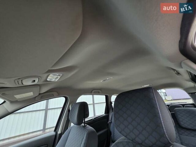 Черный Рено Гранд Сценик, объемом двигателя 1.4 л и пробегом 220 тыс. км за 5999 $, фото 41 на Automoto.ua