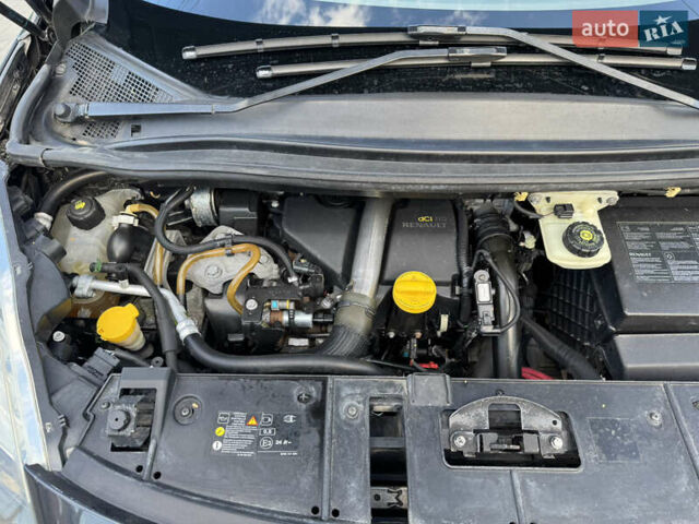 Черный Рено Гранд Сценик, объемом двигателя 1.46 л и пробегом 318 тыс. км за 6550 $, фото 34 на Automoto.ua