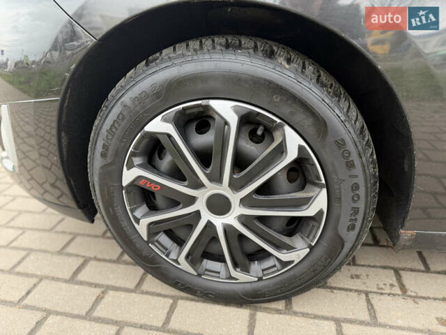 Черный Рено Гранд Сценик, объемом двигателя 1.5 л и пробегом 270 тыс. км за 6250 $, фото 13 на Automoto.ua