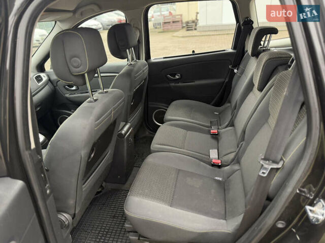 Черный Рено Гранд Сценик, объемом двигателя 1.5 л и пробегом 270 тыс. км за 6250 $, фото 31 на Automoto.ua